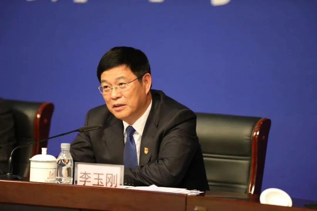 出任齐齐哈尔市委书记7个月后，李玉刚任黑龙江副省长，曾暗访窗口服务