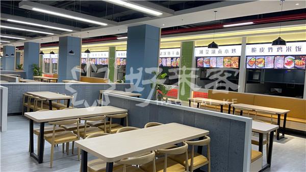 河南一所豪华大学，坐拥24个食堂和专属地铁站，考上的学生有眼光 食堂承包饭堂食堂承包