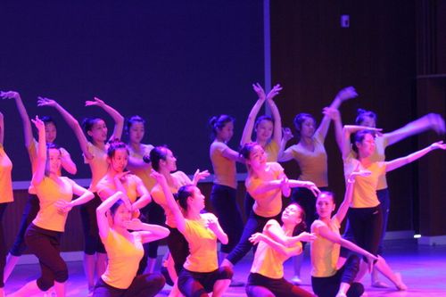 吉首大学音乐舞蹈学院在湖南音乐基本功展示中获多项桂冠 舞蹈大学